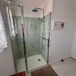Maison Bord De Piscine Et Clim 别墅 *