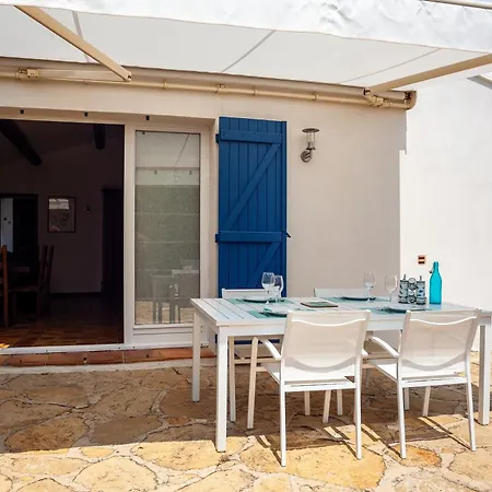 Maison Bord De Piscine Et Clim 别墅