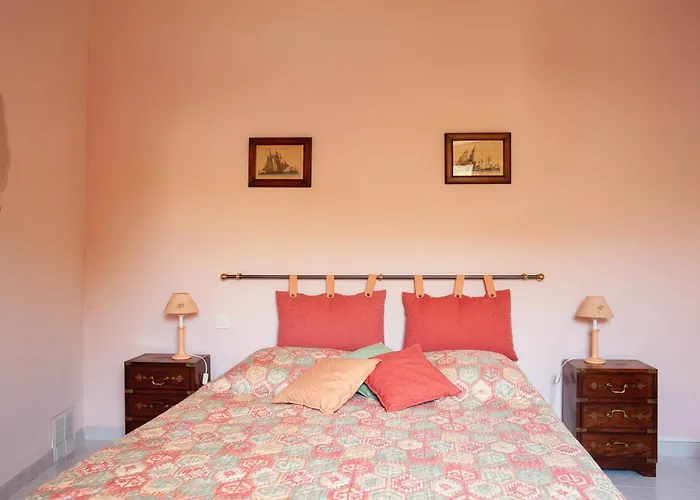 Maison Bord De Piscine Et Clim Bandol